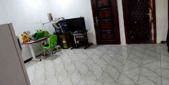 للبيع بيت طابو زراعي المناذرة خلف حرس الحدود المساحة 140 متر غرفتين وصالة ومطبخ وصحيات داخلية وخارجية أساس كونكريت بناء بلوك والسقف كونكريت السعر 45 وبي مجال 

علي الفتلاوي للوساطة العقارية 
مكتب ارض المناذرة 
***********
