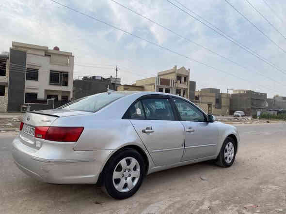 السلام عليكم 
4 سلندر محرك 2400 
حادثها چاملغ يسره 
وحادثها بالعراق باب الصدر مبدل 
السياره حلوه تبريد ثلج تخم تاير جاهزه السياره 
مكان السياره الدوره بيع مستعجل
السعر 94 ورقه وبيها مجال قليل
***********
