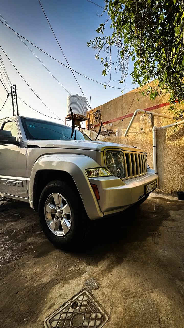 جيب لبرتي ٢٠٠٩ خليجي
السيارة مال جناي جاهزة للاخير 
تخم تاير جديد 
محرك وكير جديد 
السيارة بسمي 
السعر ١١٥ وبيهة مجال 
للتواصل ***********
مكاني البصرة ابي الخصيب
