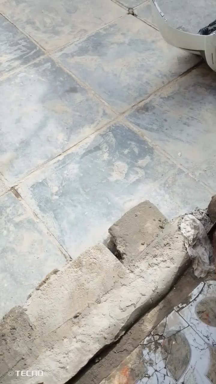 سلام عليكم بيت تجاوز دور الشرطة قرب المعارض بيت حلو وجبير ما ناقصه شي كهرباء ماي سعر 9ملاين 
‏‪***********‬‏
