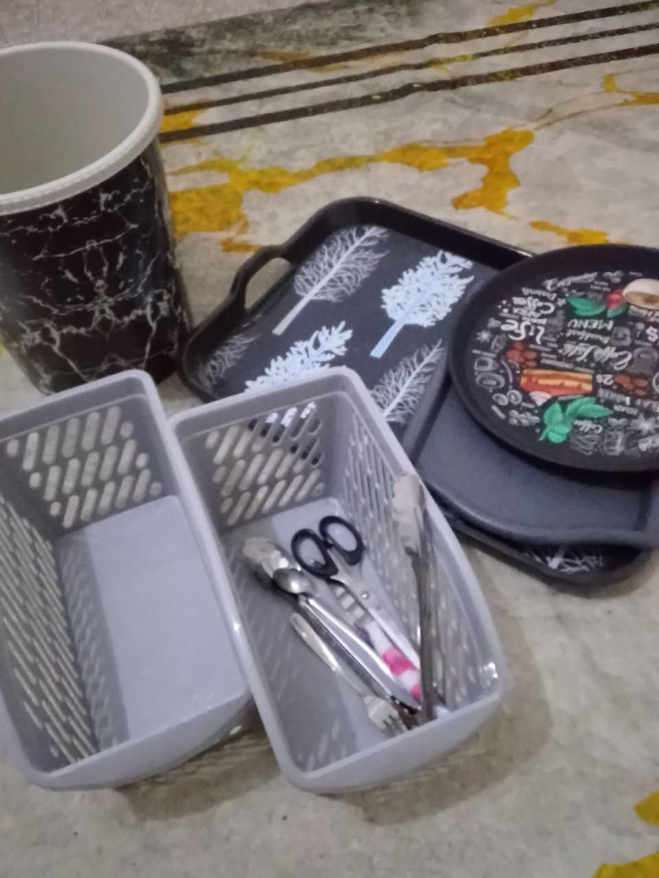 للبيع غراض شلع
السعر 50 الف 
مكان بغداد الامين ثانيه


**إذا كنت صاحب هذا الإعلان وتريد حذفه لأي سبب، رجاءا أرسل رسالة إلى الدعم الفني**