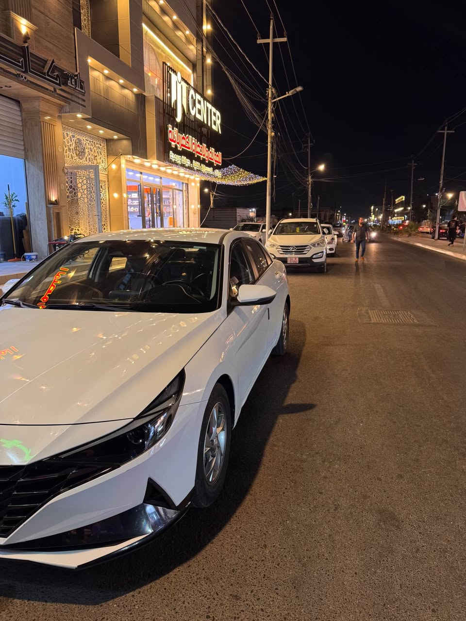 هونداي النتره موديل2021 رقم اربيل. الجديد كفاله عامه وارد كوري  بيها فقط من كوريه  قطعه وحده رش  بدون فتح وبدون  ضربه  محرك جديد 1600 دبل نوزل   فول موصفات بصمه  شاشه حساسات. كشنات تدفه  
بس فتحه ما بيها علما السياره ماشيه50  الف حقيقي ما منزله لو ملعوب بيها.   مكانها البصره. سعرها 137 وبيها مجال. قليل  رقمي بي وات ساب *********** البصرة, العراق
