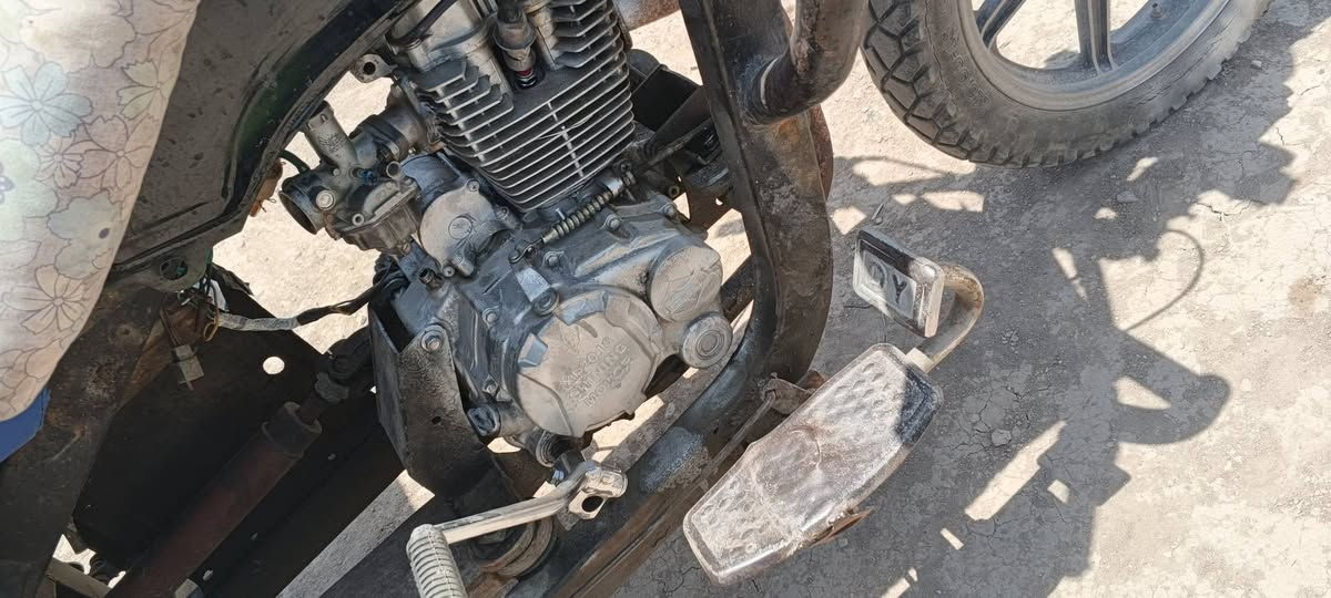 السلام عليكم ستوته شاصي دايون بدي ومحرك واكسل جمره شاصي مكفول كرهبائيات شغالة محرك نظيف مكانها المحاويل السعر 500 وبيها مجال للشراي للأتصال ***********/***********
