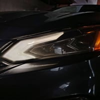 زوج لايتات امامي • نيسان التيما 2022 SV • مكسور