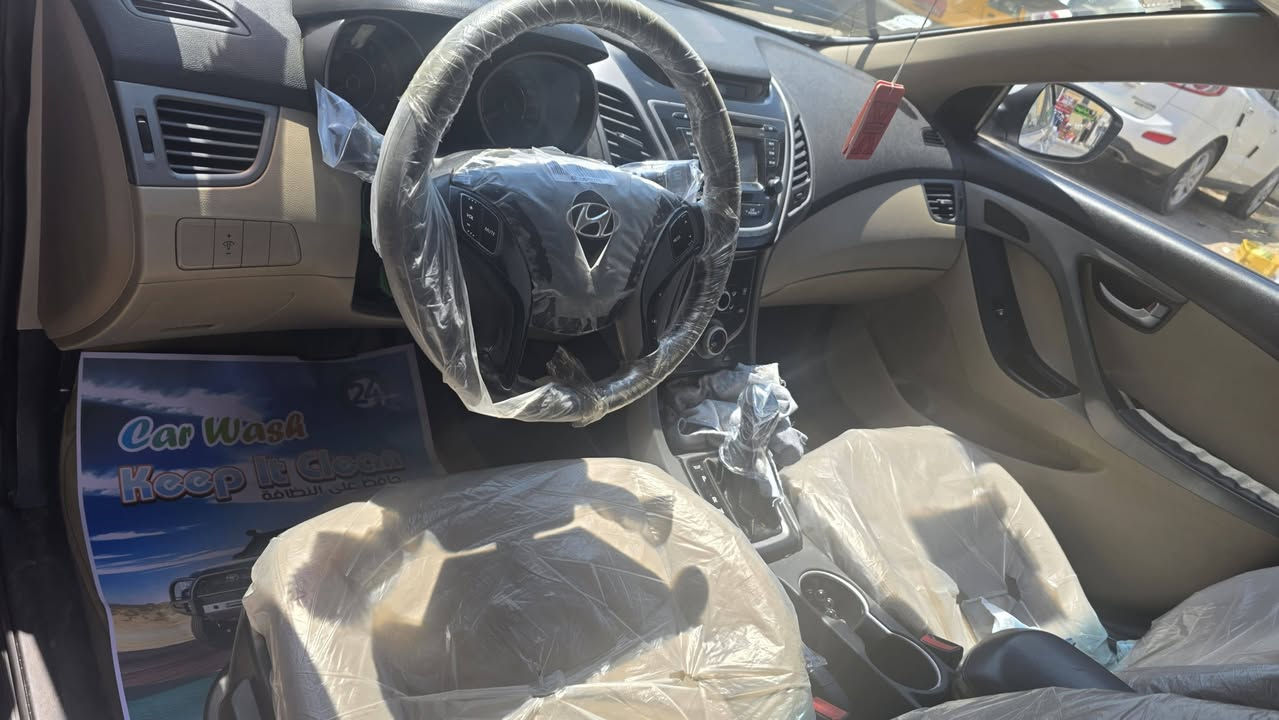 سلام عليكم النترا خليجي ٢٠١٥ بيها ملاحضات بسيطة مكاني بغداد المشتل السعر ١٠٠
رقم الهاتف ***********
