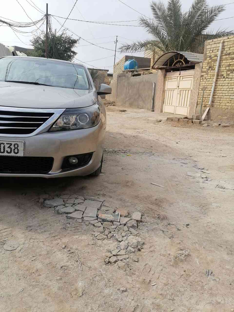 سلام عليكم
رينو سافران 2013 
سيارة حلوة ونضيفة 
بصمة 
تبريد قطعتين  
بعد بيها مواصفات  
رقم بغداد الإنكليزي الجديد هزه و سنويه 29
العنوان الديوانية شاميه   
السعر 88 ورقة وبيه مجال رقم التليفون ***********
