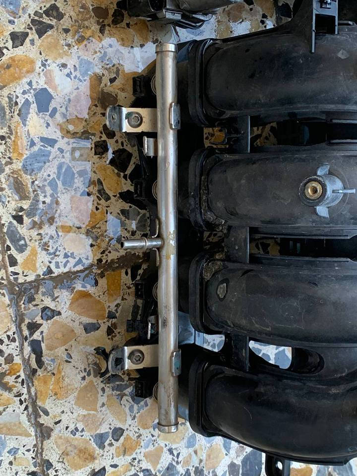 محرك مع كامل تفرعاته حجم المحرك 1600 للأستفار *********** بغداد, العراق
