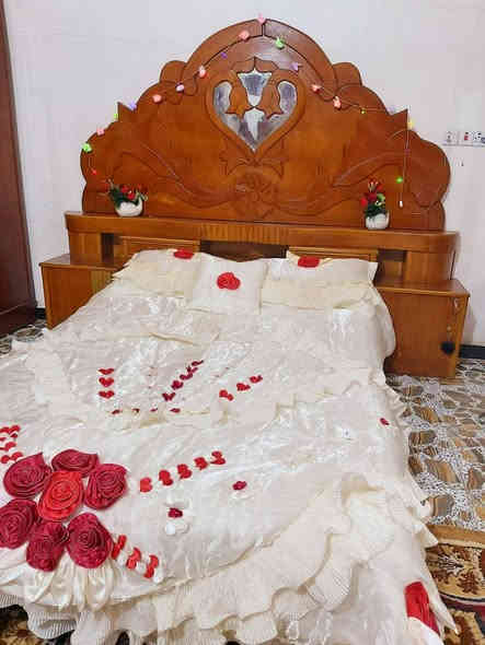 غرفه ام6 تزكام ثقيل صاج وجهين نضافه ٨٥% كامله اي نقص ما بيه سعر ٤٥٠ الف العنوان ميسان الجمعيات الشراي يتصل ***********
