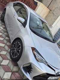 07718192762 كورلا موديل 2017 فئة LE حادثها كدامك بس خشم البنيد فقط حتة...