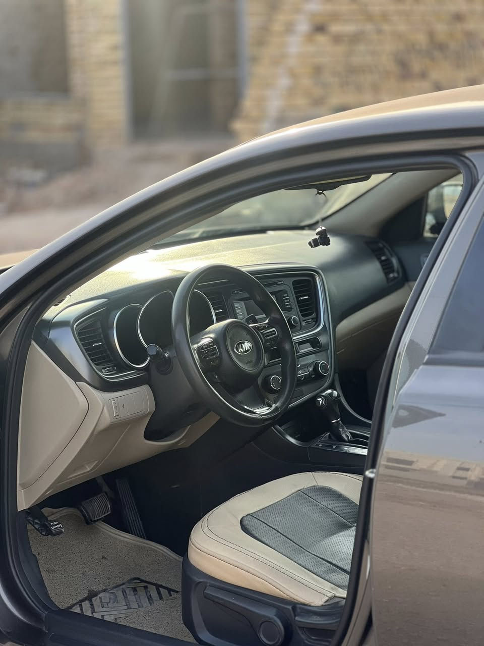 كيا اوبتما 2014 امريكي
حادثهة بنيد وجاملغ 

+ صبغ نص الجاملغ الثاني 

كفالة شواصي ولغود 

مكينة وكير كفالة

صدر امامي خلفي جديد 

رقم بغداد باسمي تحويل ثاني يوم

مكاني كوت مركز 

السيارة كلش نضيفة ومال جناي علة ايدي 

السعر 127 

للاستفسار اكثر ***********
