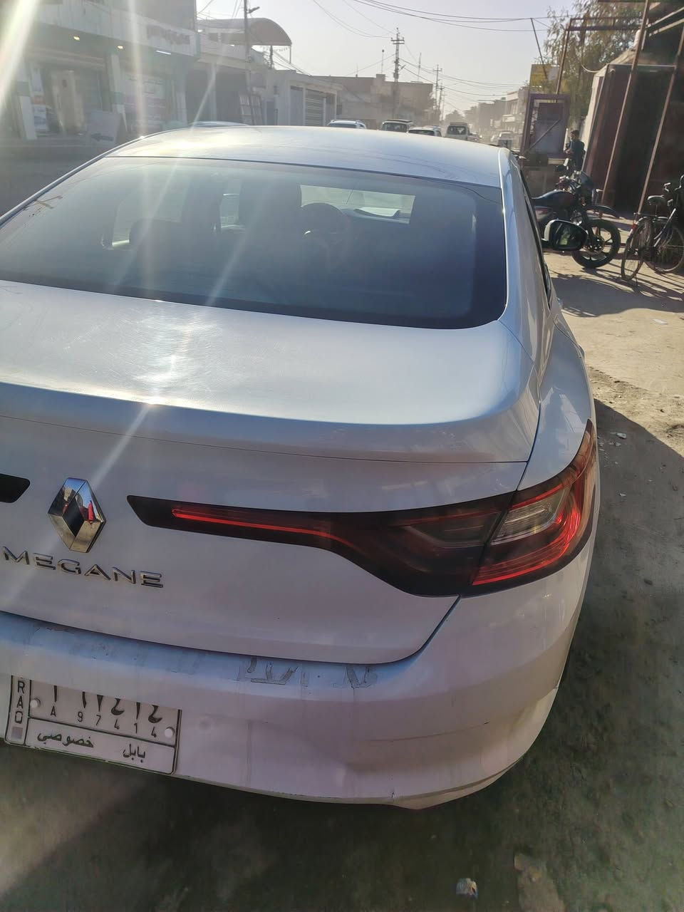 السلام عليكم 
من رخصت الادمن المحترم
للبيع او المراوس حسب القناعة 
رينو ميكان 2021 اللون ابيض رقم بابل باسم صديقي  استلام شركة باقيله 10 اشهر وتفك استقطاع من الراتب مباشر يعني امان وبيه ضربه من الجهة اليمه بدون دواخل مبدل جاملغ وبنيد وطاك ارباك السعر 95 وبيه مجال او مراوس المكان الحلة شارع 80 الاتصال *********** عذرا عالاطالة
