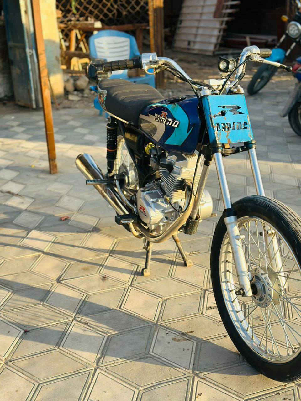 للبيع شاصي 17ارشه وتعمير 24راابيدو أوراق اصوليه للتصال ***********
