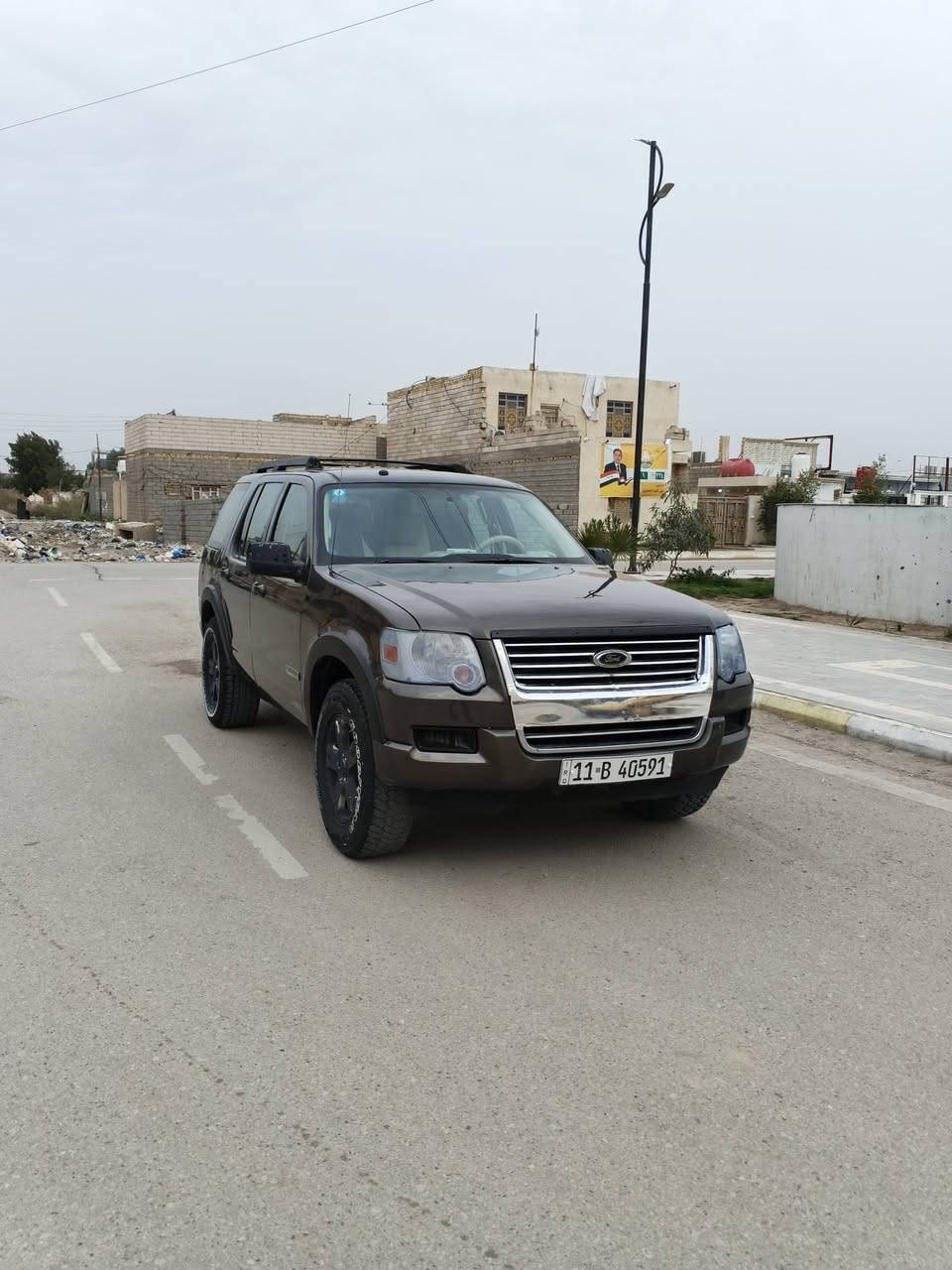 سياره فورد اكسبلور مديل 2007 وارد خليجي سياره مصبوغه عام للجماليه مكفوله من الضربه القويه والكلبه والكص والعيب الشرعي مكينه وكير مكفولات
مواصفاتها 
7راكب
مكينه 3000ففتي
شاشه تاب 
كشنات كهربائي 
حداديه 100%
تخم تاير جبلي 
ويل كب 
تحكم استيرن 
تبريد+تدفئه
3قطع تبريد
سياره جاهزه اي نقص مابيه رقم بغداد انكليزي سنويه 29مشروع وطني سعره 70مكانه ذي قار المركز 
***********
