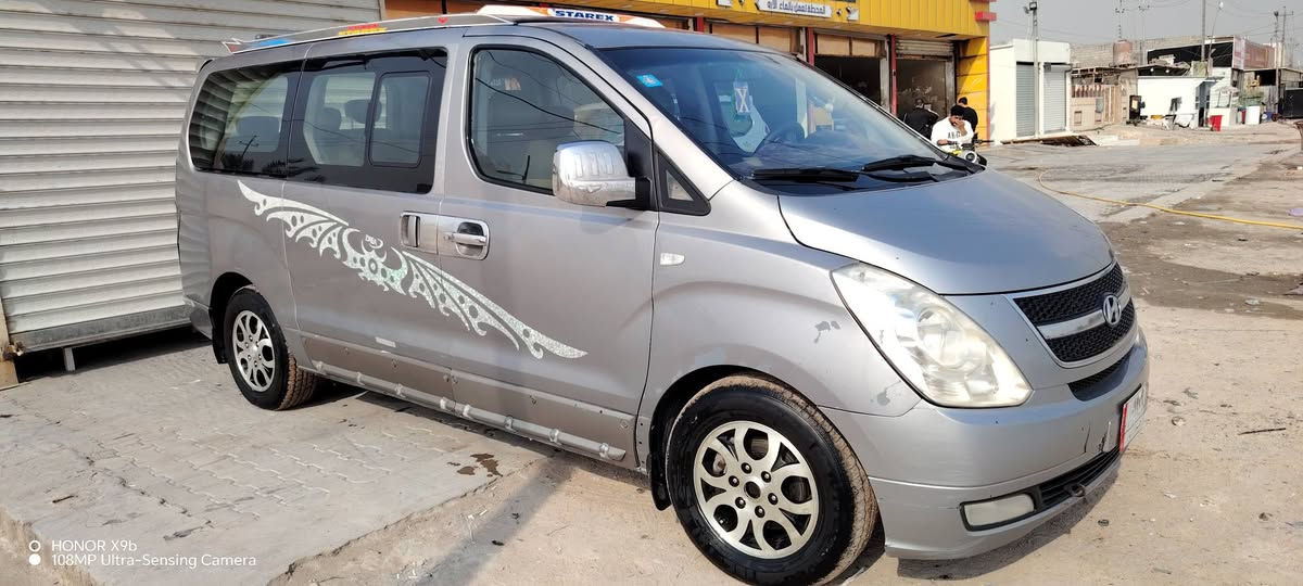 سلام عليكم للبيع سياره ستاركس موديل 13سياره نضيفه وحلوه ماناقصه شي لاتنقيص ولا تبخير كهربائيات كله شغاله سعر 175وبيه مجال مكان البصره الزبير ستفسار *********** واني بخدمت الطيبين
