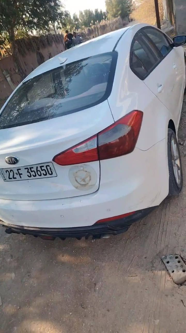 السلام عليكم
كيا سيراتو موديل 14 خليجي
بيها مكانات صبغ
مكينه 1600
هزه جديده سنويه جديده
للستفسار اتصل على الرقم *********** مامتواجد على الفيس مكلف بالنشر مكان بابل سياحي
