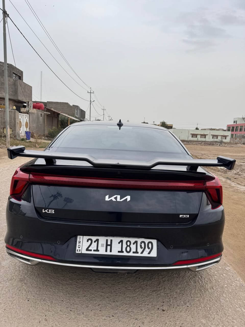 سلام عليكم 
للبيع او المراوس
كي 8 مديل 22 رقم او هزه جدد تريد تحويل اتريد وكاله حاضر 
ماشيه 51 الف كيلو وارد كوري بانزيل اصل مكينه 2500 
كير اومكينه كفاله عامه حداديه لوك تخم تاير 
بيه صبغ قطعتين حاملغ او بنيد فقط
مواصفاته فووووول عده البنرامه ومبين كلشي بل صور 
مكانه الفلوجه قرب سيطره الصقور 
السعر 192 او بيه مجال بسيط 
للسفسار *********** واتساب
*********** بغداد, العراق
