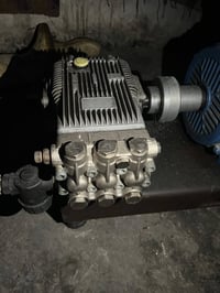 ضاغطة • كمبريسور