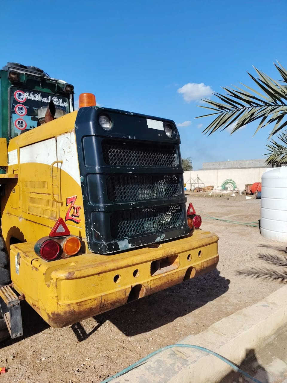 للبيع شفل حجم 85 مديل 99 وارد امريكي رقم بصره لماني تحويل كهربائي مكينه كفاله من كلشي كير تركم اكسن محرك بلاد تربير شغل تخم تاير عنوان بصره الزبير ***********/ ***********
