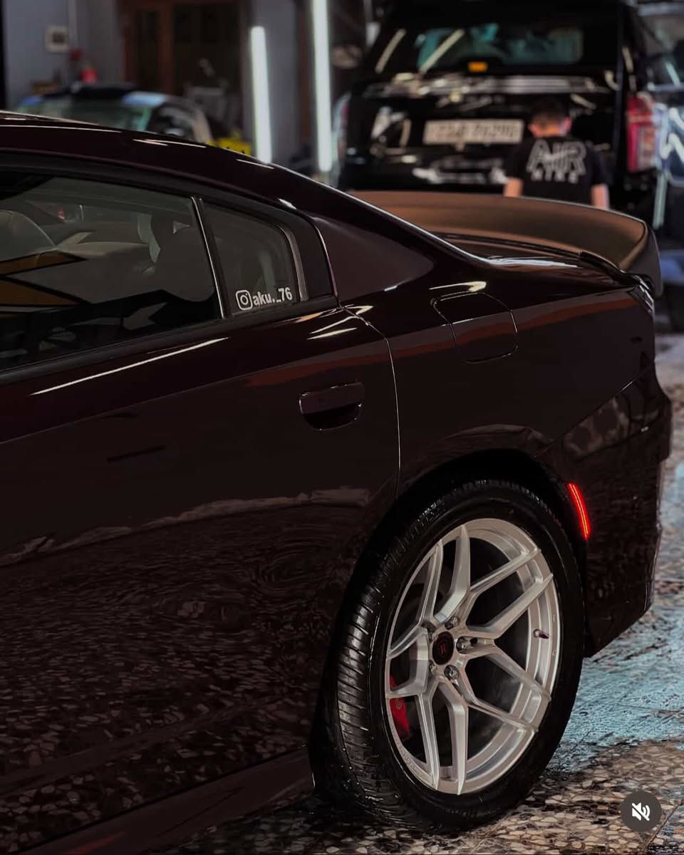 السلام عليكم
تشارجر 2022 كلين لون مميز
السيارة داخلة سرقة مراية وسطية ونڤكيشن 
بيها بارد كلش صغير من امريكا فقط
السيارة جديدة وحلوة عليها تفريغ وبرمجة 
ماشية 25 الف كيلو قابل للزيادة
السعر 29500 بيها مجال بسيط
***********
متواجد واتساب
