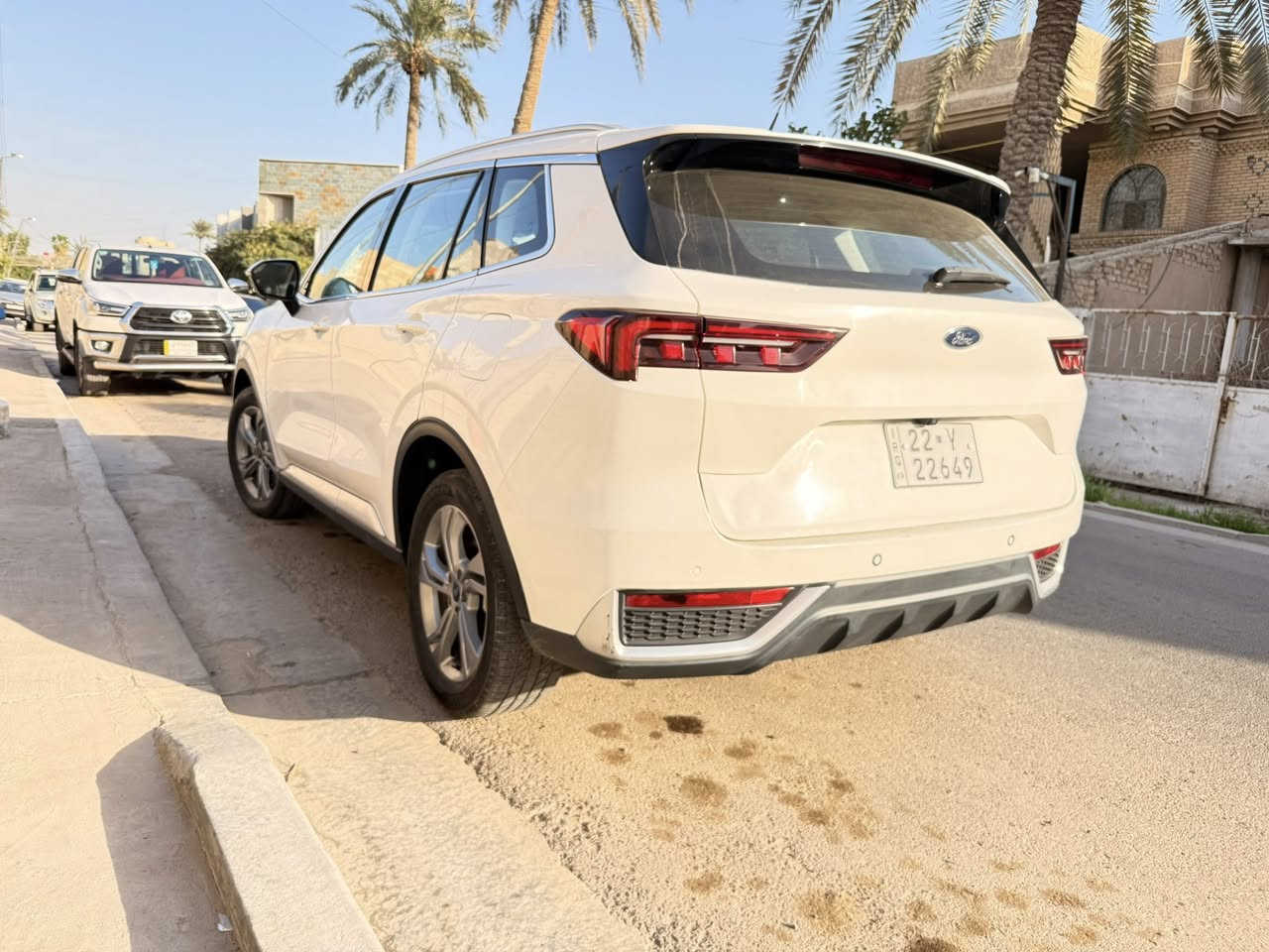 السلام عليكم اخوان فورد تريتوري 2024 خليجي وكالة دبي رقم اربيل بيها صبغ بدبي مواصفات وسط بصمة شاشه رادار حساس تبريد قطعتين سيارة جاهزة والحمدلله ماشية 33 الف كم السعر المطلوب 170 وبيها مجال للشراي اي استفسار *********** مكاني اعظمية
