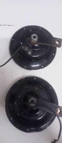 هورن بوش ايراني مؤسس ما صار شهر من شترينا و بعنه التكتك و فصلنا عنها ب...