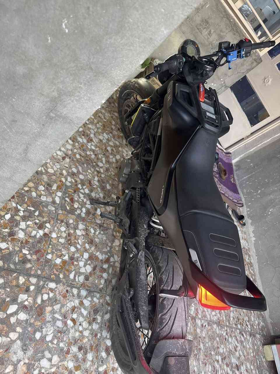 الدراجه للبيع ***********
