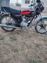 موطور للبيع  موديل20 السعر 425 اتصال عل 07800225084