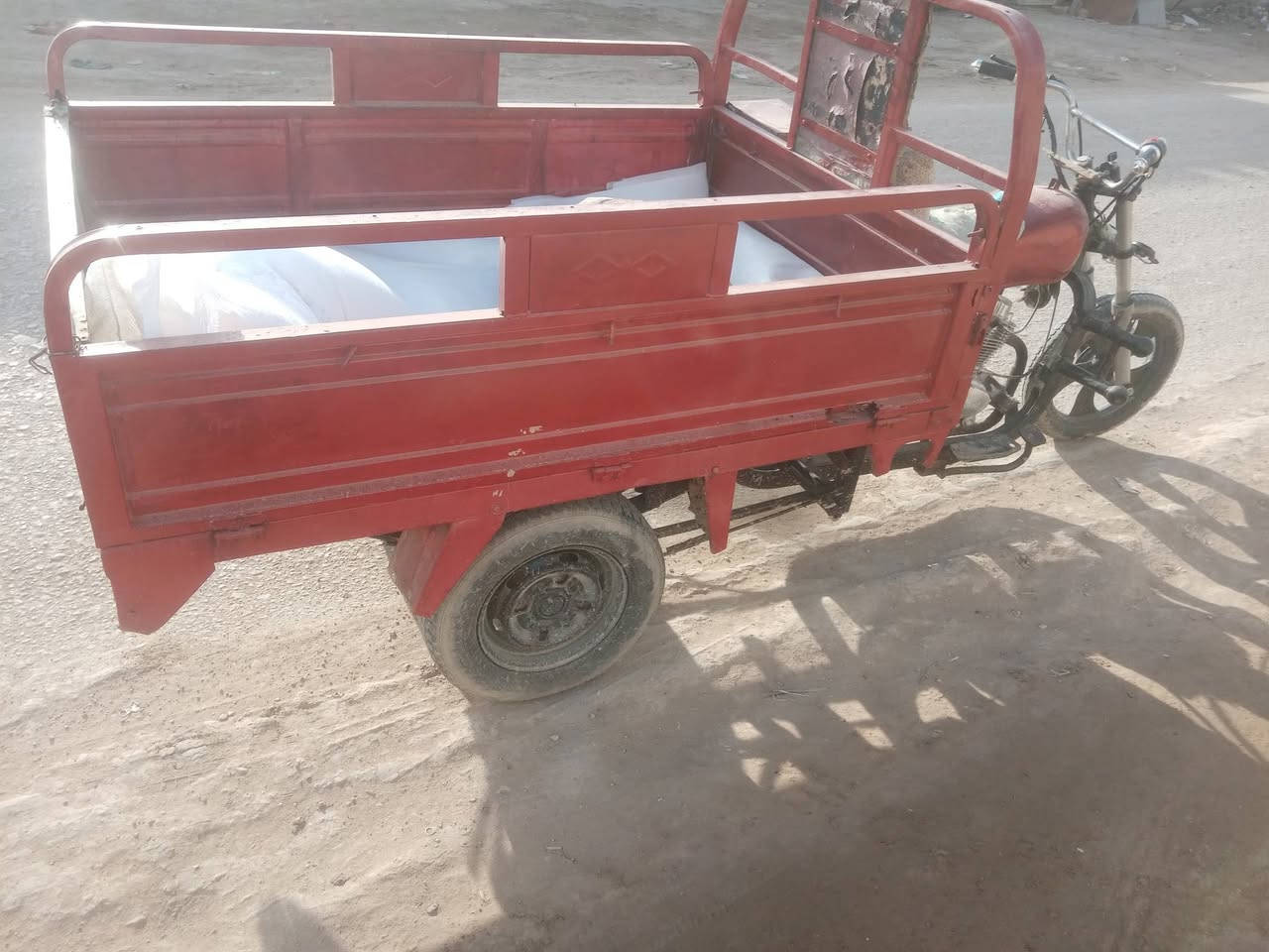 السلام عليكم ستوته للبيع كلك كلك بس شاصي MTR كل غراضهه صقر معمره من جديد ضفيره هورنات ورك عالي ما مدكوك مكينه ناعمه الستوته شغاله وحلوه عوزهه بس غسل السدير حي الزهراء
السعر ٦٠٠ وبيهه مجال قليل كلك كلك
***********
