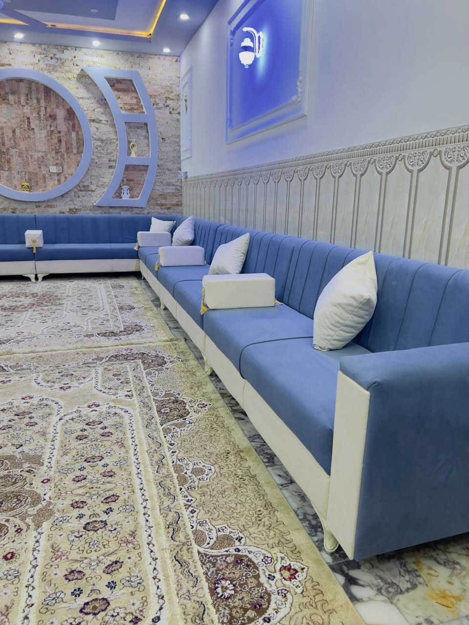 عروض ويانه على تخم  وديوان جديد جاهز ستندر وحسب طلب الزبون كادر متميز يختص في أخذ قياسات المكان مع ضمان إلى جميع الزبائن الكرام  5 سنوات قماش تركي وتر بروف خشم جام  روسي معاكس مكبوس هاي اكسترا مميز اول العنوان بابل الهاشمية الجربوعيه مجاور مدرسه الثبات للحجز والاستفسار *********** أو ***********
