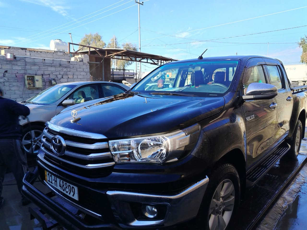 السلام عليكم للبيع تيوتا هايلوكس2019 كويتي مكفول كفالة عامة رقم بغداد مكرر  دولي بسمي المكان الفلوجة ***********
