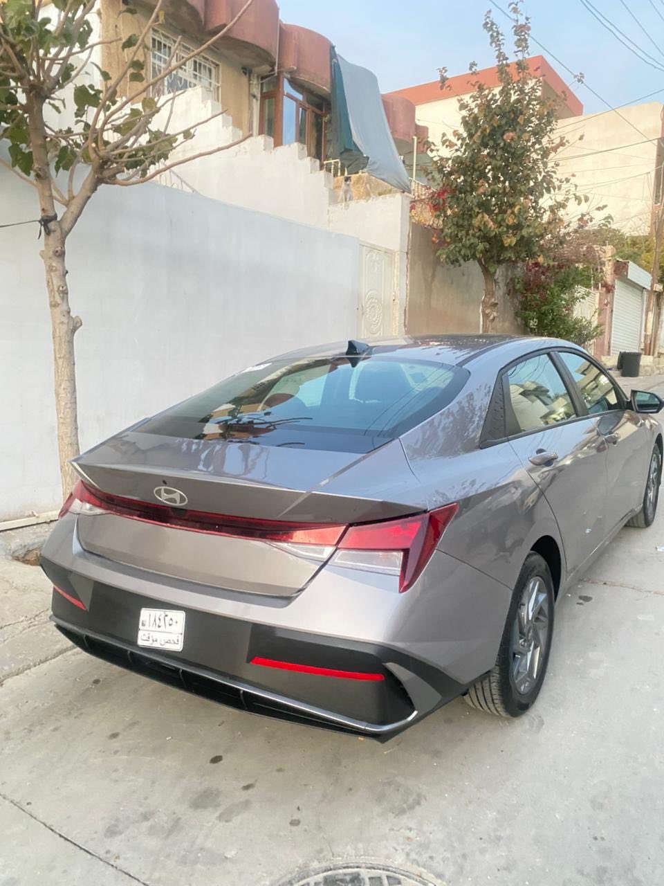 هوانداي النترا موديل ٢٠٢٤ماشيه ٤٥مايل
دخول جديد بدون رقم تترقم جميع المحافظات عده الإقليم 
سياره بدون تبديل بدون ايرباك✅
حادث خلفي بيه جوا مسطره مال بك لايت صبغ فقط ودعاميه تبديل نفس لون فقط حوض سليم ✅
مواصفات نص فول
بصمه تشغيل 
تشغيل عن بعد 
ردارات امامي وجانبي وخلفي
شاشه متصل 
دشبول لد
مكانه ديالى ***********واتساب او تصال 
سعرها ١٥٢وبيه مجال✅
