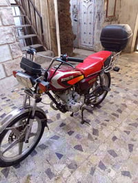 دراجه يراني كامله مكمله بدون نقص  سلف هندر ما مفتوحه نظيفه وراقه كامله...