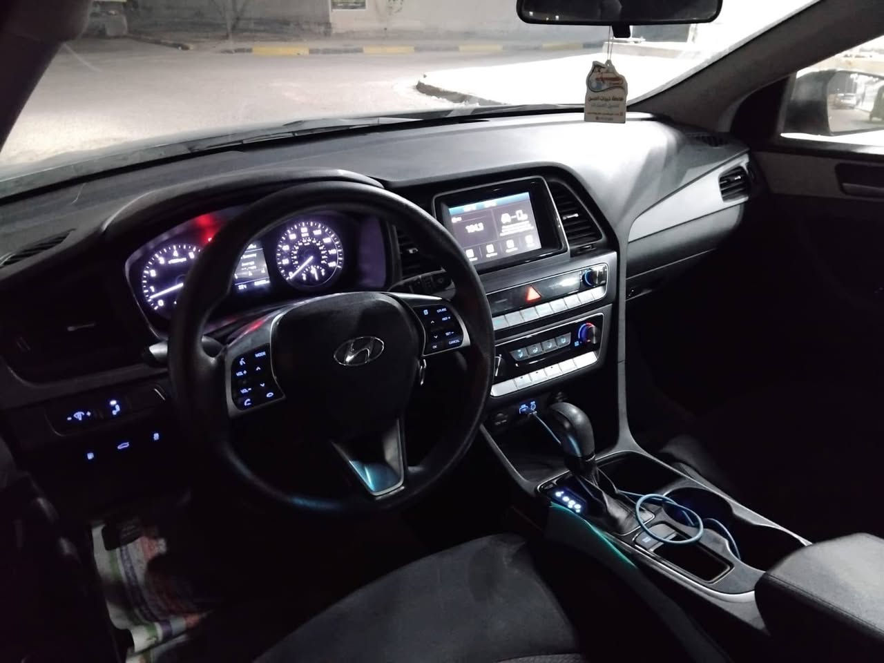 للبيع سوناتا موديل 2019 حادث جملغ امامي أيسر بدون دواخل صور الحادث موجوده بل منشور السياره ماشيه 80 حقيقي حتى مشيها بعده زيرو السياره جاهزه خير من الله محرك 2400 كير مامفتوح تبريد تدفئة صدر امامي وخلفي جديد تخم تاير رقم بغداد أنكليزي بسمي تحويل مباشر السياره بيها 3 قطع صبغ بدون دواخل السياره مال بيت نضيفه جدآ عل وضع الشركة السعر 120 امناسبه جدآ للإستفسار ***********
