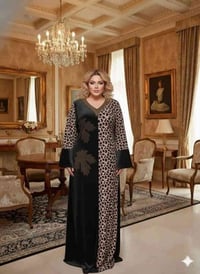 دشداشة نسائية • خامة قطيفة • مقاسات L/XL/XXL