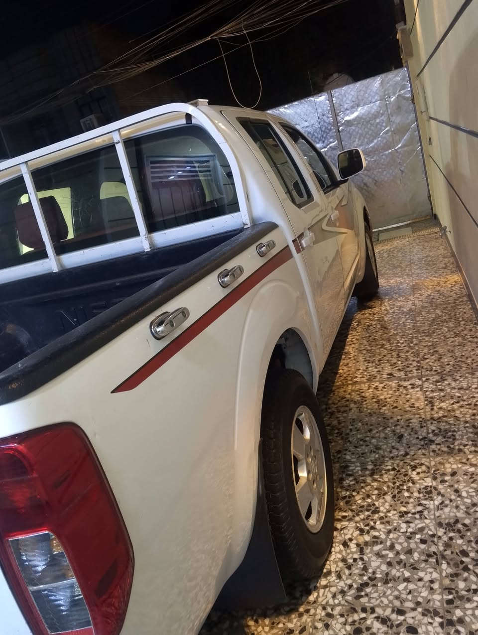 نيسان نافارة موديل 2014 رقم ادهوك سنوية جديدة 30 كير اوتوماتيك مكينة مامفتوحة بية صبغ ربع صفحت البدي اليسرى وبلجاملغ اليسرى فوك الواقية تخم تاير حدادية جديدة السعر 115 وبية مجال مكاني بغداد ***********
