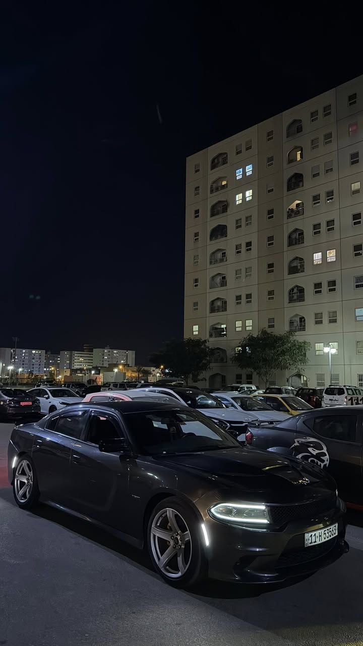 مراوس فقط
ارتي 2018
حادثها جاملغ وبنيد 
وبيها صبغ باب السايق و جاملغ عكس السايق 
جاهزه السياره
السعر 170
العنده مراوس يتواصل وياي
***********
