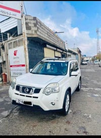 نيسان ئێکسترا • ٢٠١١ • ٩٠٠٠٠ كم