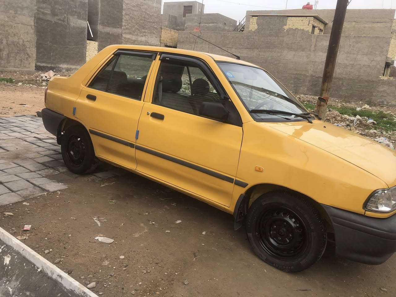 سايبا موديل 15 رقم بغداد انكليزي بسمي هيئه وغرمات مصفره تبديل جاملغ فقط باقي مقفوله السياره مكينه 80‎%‎ والكير خير من الله السعر 40 وبيه مجال قليل الرقم *********** عنوان بغداد
