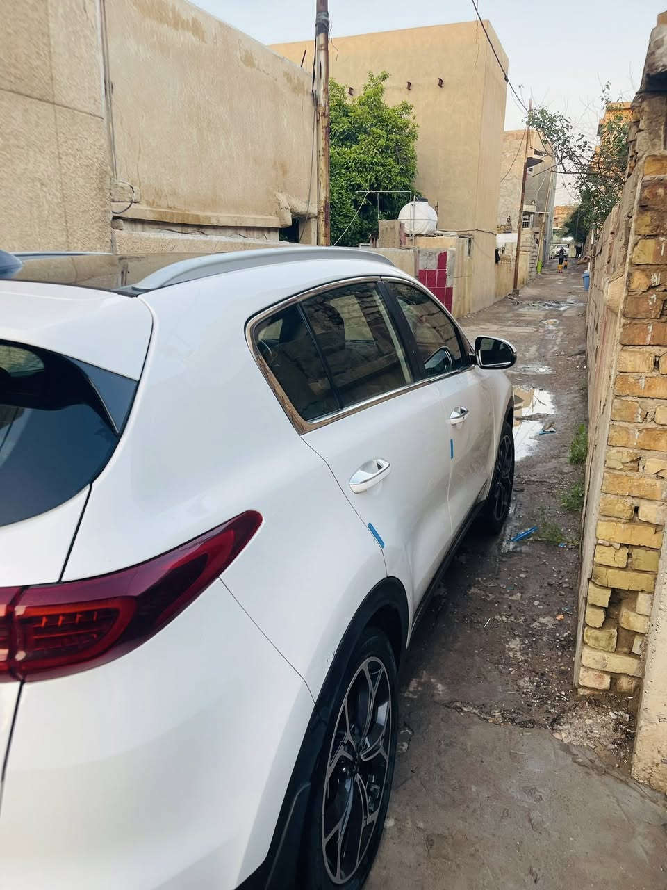 كيه سبورتج موديل ٢٠١٩
بصمه مع بانوراما فول مواصفات 
مكفوله من كل شي 
للاستفسار ع رقم ‭٠٧٧٢ ٩٦٤ ٩٩٢٧‬
