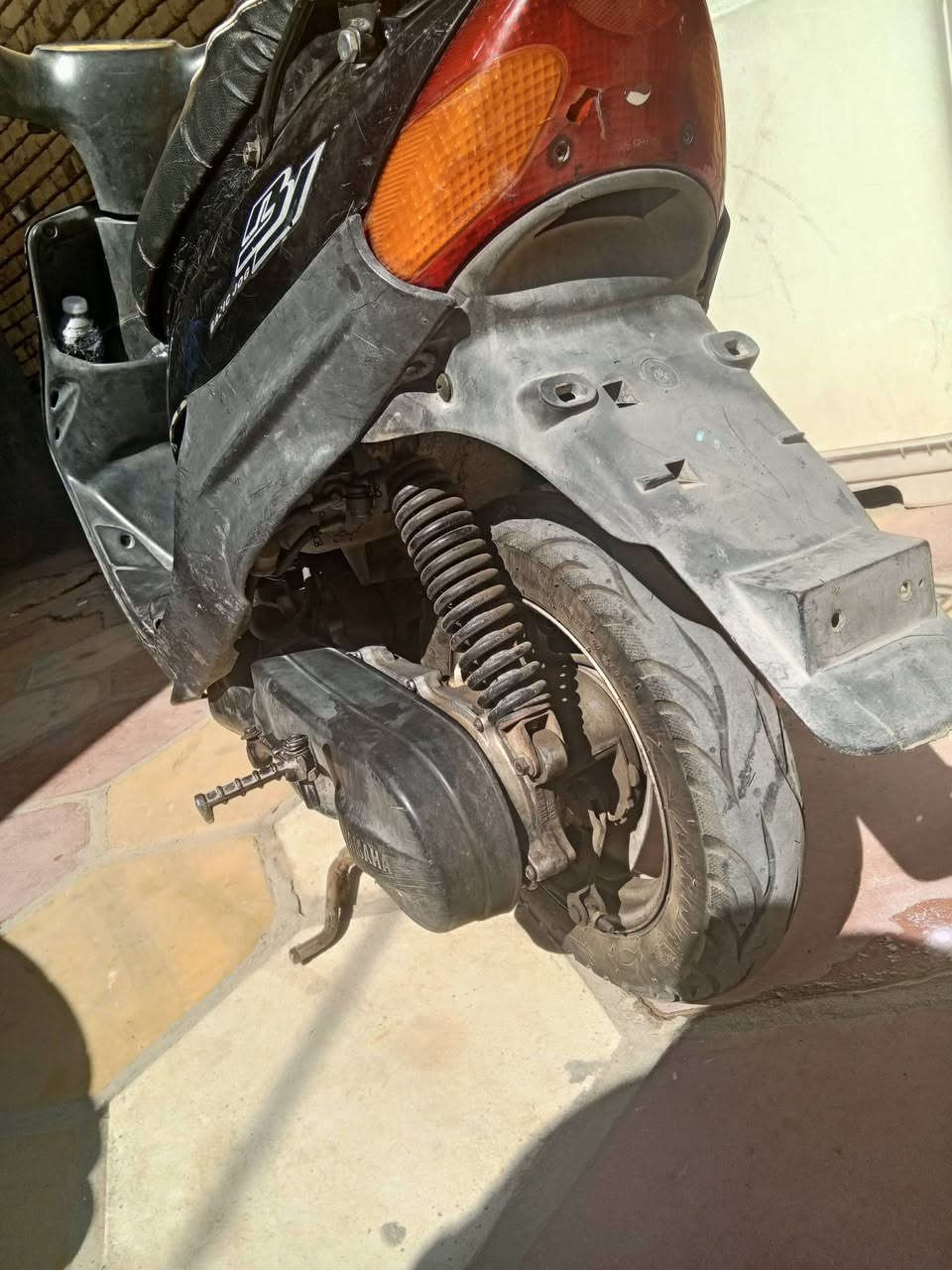 دراجه بيجي تسعه ازروف للبيع دراجه شغاله عوزها ترتيب مشي يخبل وشغاله لايت هندر واحد كهربيات اشاير وكلوب عوزها جوزه وباتري رايدها 250 وبيها مجال قليل رقمي *********** مكانها ناصريه مركز
