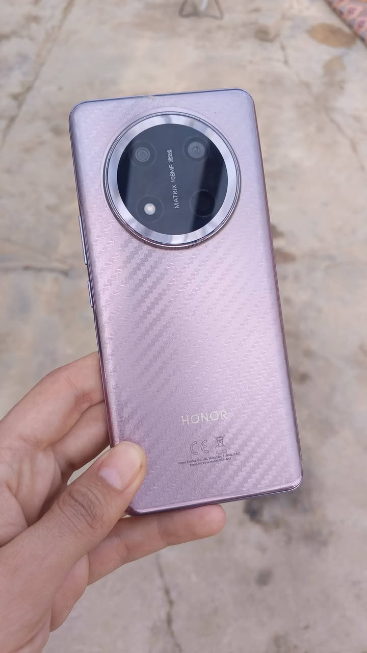 جهاز #هونر #X9C
#رام12 
#ذاكره256
جهاز نضيف جدا ما مفتوح كله بلادي
 
***********
