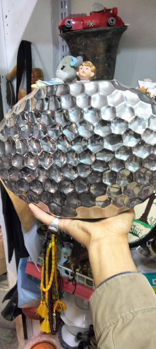 العنوان السماوه مجمع الجوادين رقم محل 12واتساب ***********
