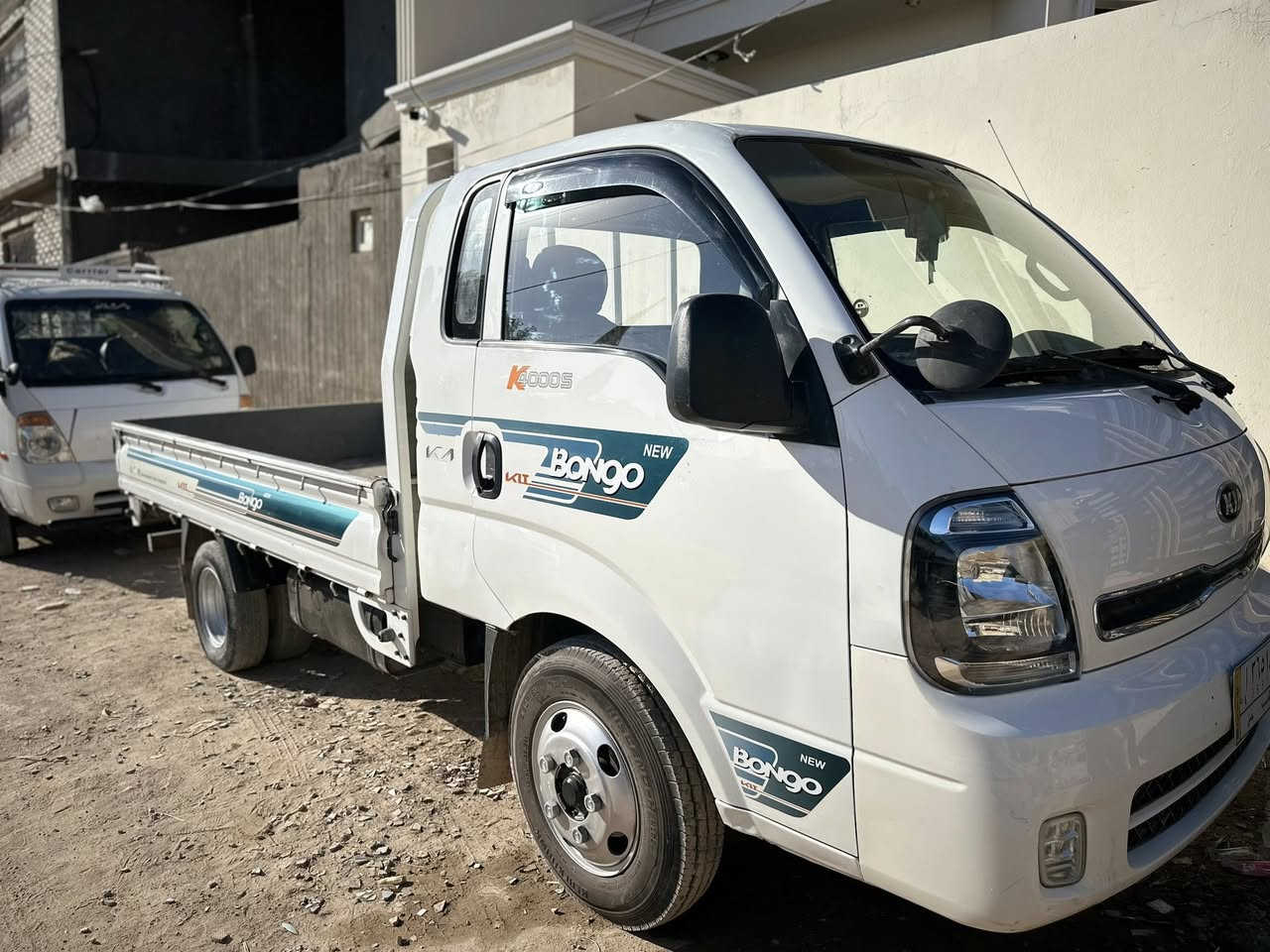 للبيع كيا فحل موديل2021 السعر 125         ***********
