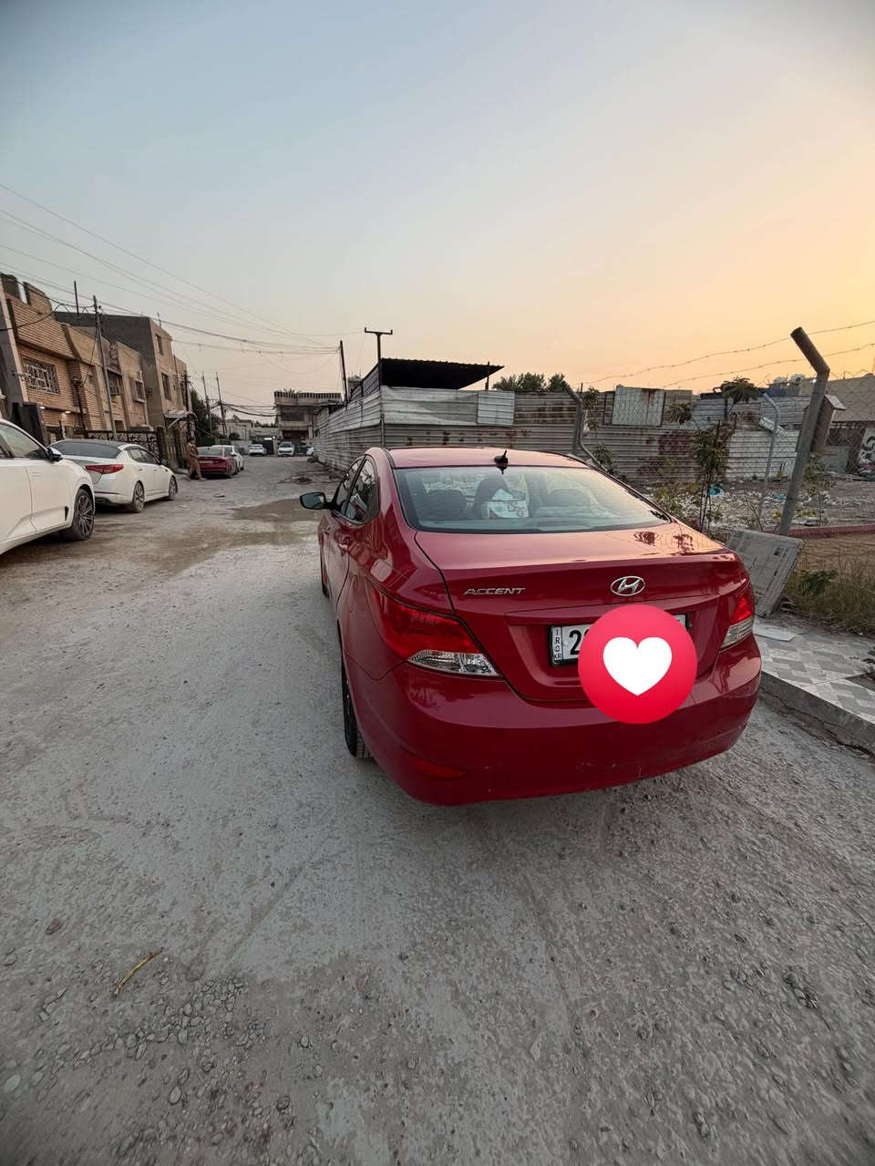 السلام عليكم. اكسنت ٢٠١٦ كارتووون. ادوووات كص. جنطة  مكينه ١٦٠٠   كير ومكينه وتبريد. وتدفئة كفااالة. تخم تاير جديد السيارة جاهزه كبل للشارع  متومه طبق الاصل بيهه لوحات اصلية.  مكانهه بغداد رايدهه ب ٤٥ . ***********
