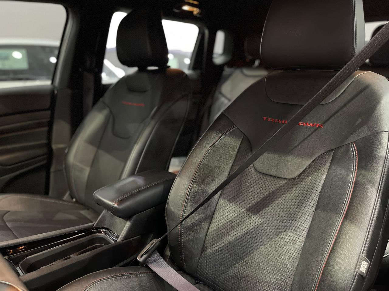 للبيع جيب كومباس موديل23 حادثه حداديه ويل فقط والبدي مكفول من قطره صبغ ايرباك ضارب وراجع سستم بلاد مرقمه اربيل شركه محرك 2000 تيربو فئه ترايل هوك ماشيه 12 الف ميل السياره لونين تو كلر السعر 195 مع مجال بسيط للاتصال ***********
