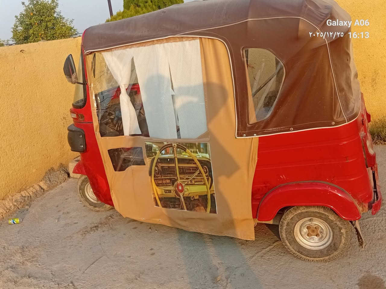 سلام عليكم  تكتك للبيع موديل 2017 أوراق كامل صولي ريده 2070 وبيه مجال مكان بغداد ابو غريب  ***********
