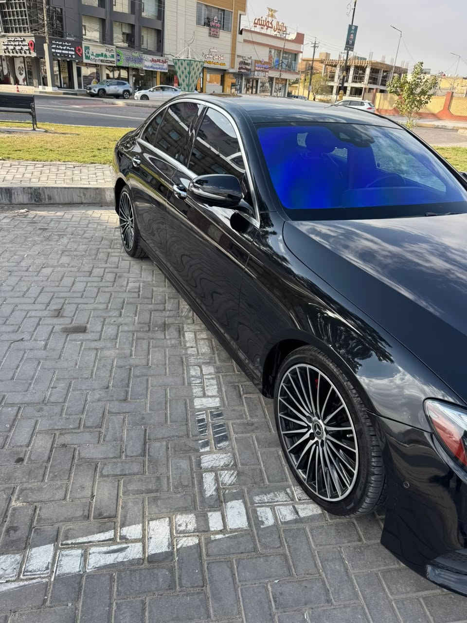 للبيع فقط مارسيدس موديل ٢٠١٩ وارد امريكا كلين تايتل  
سعر السيارة ٢٩٥ ورقه وبيها مجال قليل  السيارة مضلله بالسنوية 
محرك ٢٠٠ توربو فقط دعاميات صباغ فول مواصفات للأخير حتى داتاشو بانوراما  حتى لايت تكدر تكتب اسمك بيه 
مكان السيارة كربلاء 
***********
