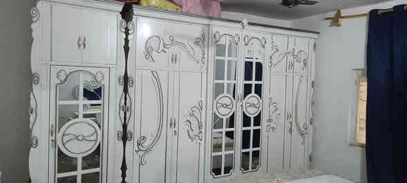 غرفه احطاطه صبغ حراري مستعمله ايام قليله نضافه ميه بل ميه في مزاد الرسول العنوان كاطون الرازي نهايه الشارع قبل لحولي  لاستغسار ع رقم 📱 *********** ملاحضه مستعدون لشراء كافه المواد المنزليه وغرف نوم 💤
