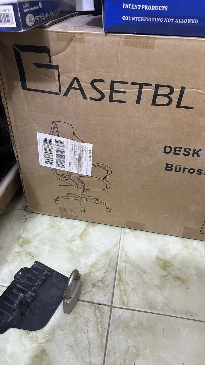 كرسي مكتبي جديد  بلكارتونه السعر 125


**إذا كنت صاحب هذا الإعلان وتريد حذفه لأي سبب، رجاءا أرسل رسالة إلى الدعم الفني**