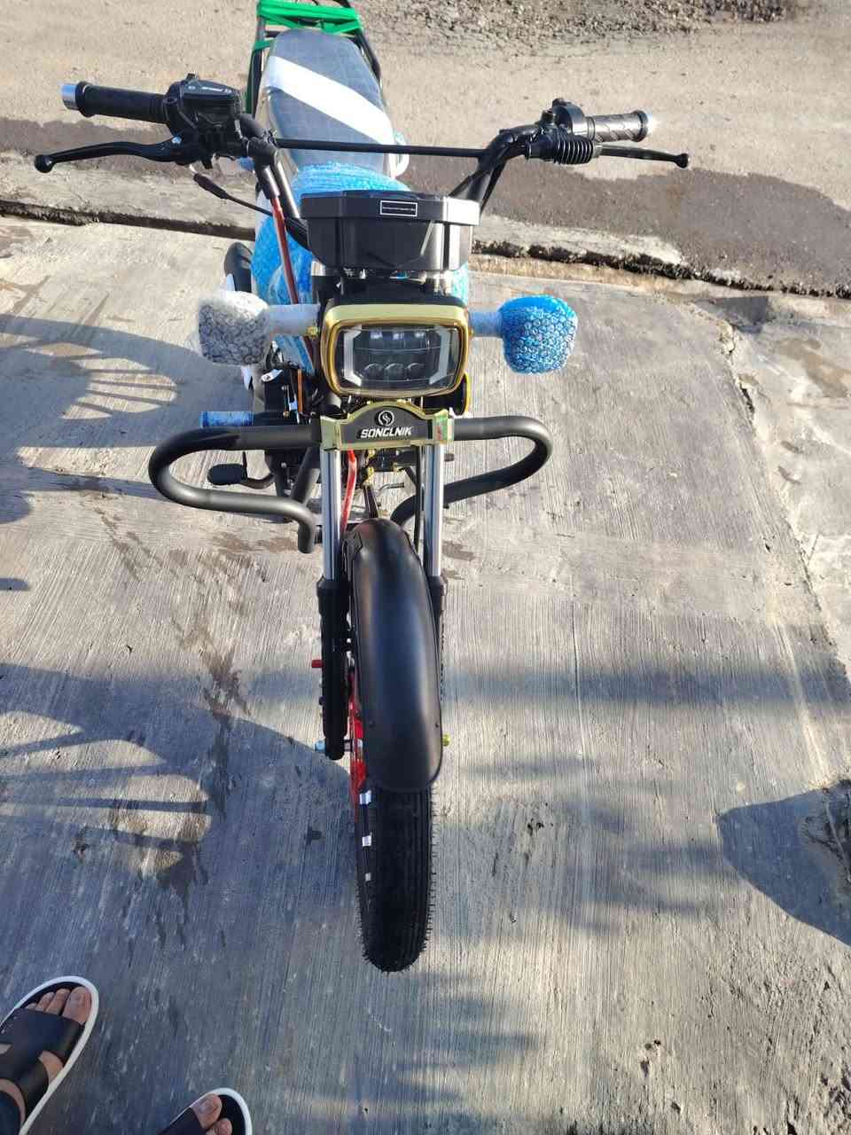 سلام عليكم دراجه للبيع مديل 2026 زيرو ماشي دراجه ضاقطه وزنجي سعر دراجه مليون ١٠٠ وبي مجال  ***********
